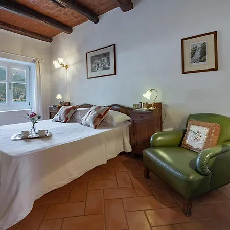 San Siro Sleeps 8 Wifi Villa