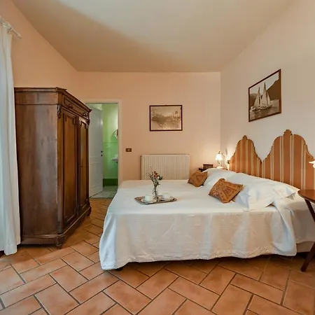 San Siro Sleeps 8 Wifi * Rezzonico